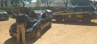 PRF recupera carro roubado em Luziânia