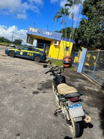 PRF recupera motocicleta em Linhares/ES