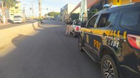 PRF recupera veículo adulterado e com registro de furto na Serra/ES