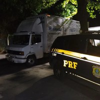 PRF apreende cigarro contrabandeado no ES