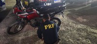 PRF apreende moto clonada em Linhares