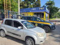 Carro roubado no Rio de Janeiro é recuperado em Itapemirim/ES
