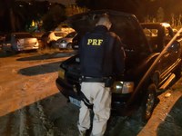 PRF recupera caminhonete roubada em operação na BR 101-Sul