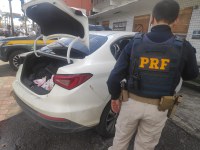 PRF recupera veículo no município de Serra