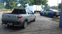 PRF recupera veículo clonado na BR 101, em Linhares