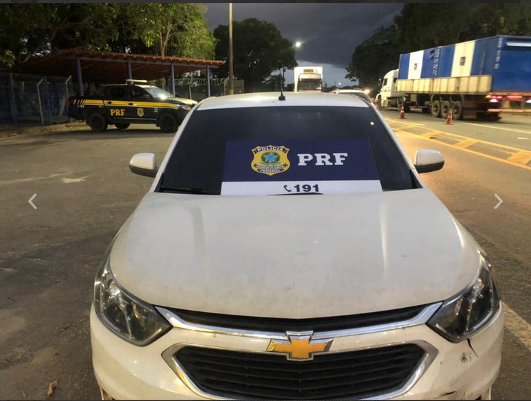 PRF recupera veículo em Linhares/ES