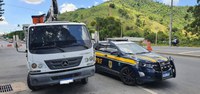 PRF recupera dois veículos durante fiscalizações no municipio de Viana (ES)