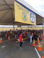 Na Semana Nacional de Trânsito, crianças viram motoristas na unidade da PRF em Catalão