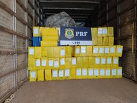 PRF faz doação de 4 toneladas de documentos inservíveis após destruição para cooperativa de reciclagem