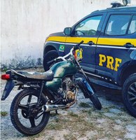 Motocicleta adulterada é recuperada pela PRF em Bacabeira/MA