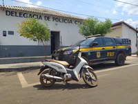 Motocicleta roubada em Teresina/PI é recuperada pela PRF em São Raimundo das Mangabeiras/MA