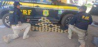 PRF apreende 71kg de pasta base de cocaína em Peritoró