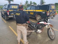 PRF no Maranhão recupera motocicleta roubada e detém suspeito na BR-316