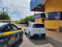 PRF apreende dois veículos com ocorrências criminais na BR-010