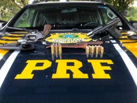 PRF prende dois homens por porte ilegal de armas na BR-316