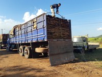 PRF apreende 21m³ de madeira ilegal na BR 010