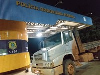 PRF recupera no Maranhão caminhão roubado há seis anos em Pernambuco