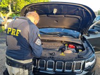 Veículos com registro de roubo/furto foram recuperados pela PRF