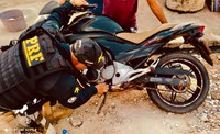 PRF apreende duas motocicletas roubadas no Maranhão