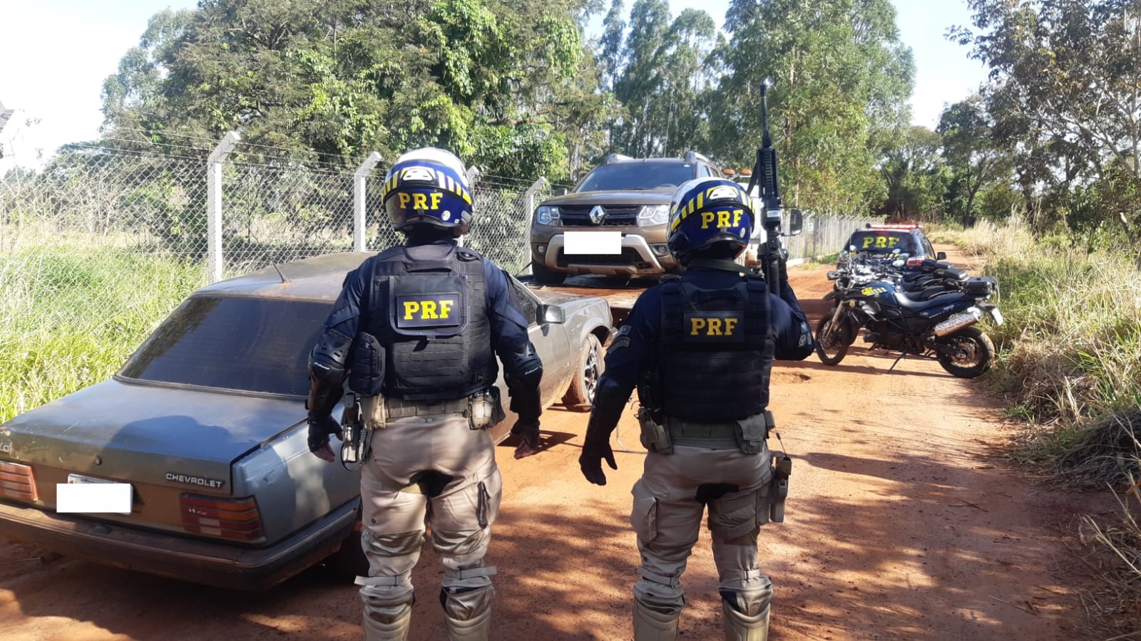 G1 - Rapaz é preso em rodovia de MS com arsenal que seria entregue na  capital - notícias em Mato Grosso do Sul