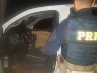 PRF apreende 2 toneladas de maconha em Terenos