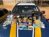 PRF apreende comprimidos de esctasy, LSD, skunk e cocaína com trio em Campo Grande (MS)