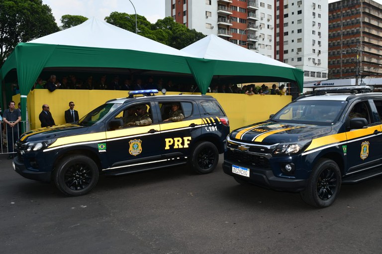 PRF/MS participa de desfile cívico-militar em comemoração aos 200 anos de independência do Brasil - 7 de Setembro