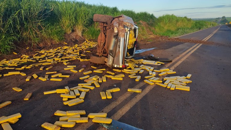 PRF apreende 1,5 tonelada de maconha em Dourados (MS)*