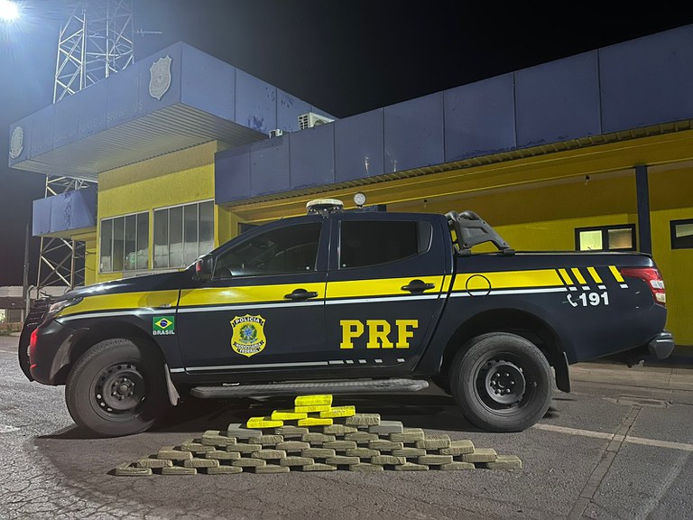 PRF apreende 47 Kg de cocaína em Corumbá (MS)