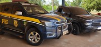PRF recupera veículo e prende casal em Água Clara (MS)