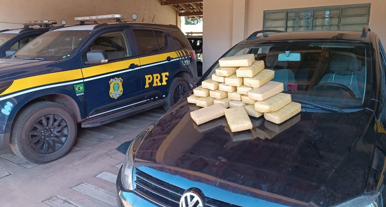 PRF apreende 27 Kg de cocaína em Anastácio (MS).jpg