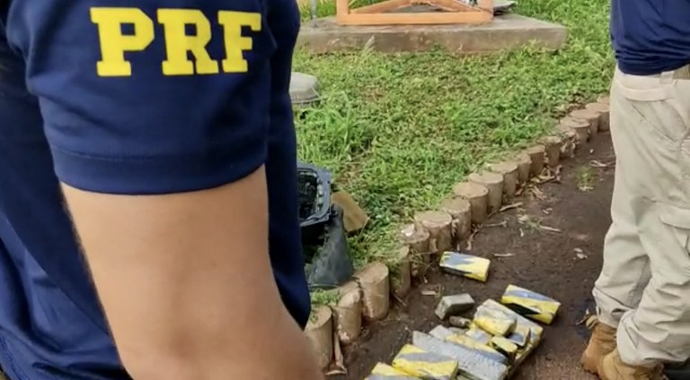 PRF apreende 15,5 Kg de maconha em Campo Grande (MS)