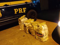 PRF apreende 131 Kg de maconha em Água Clara (MS)