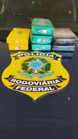 PRF apreende 7 Kg de cocaína em Miranda (MS)