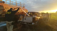 PRF apreende 1,2 tonelada de maconha em caminhonete abandonada em Dourados (MS)