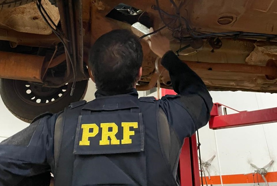 PRF apreende 28 Kg de pasta-base de cocaína em Nova Andradina (MS) 2