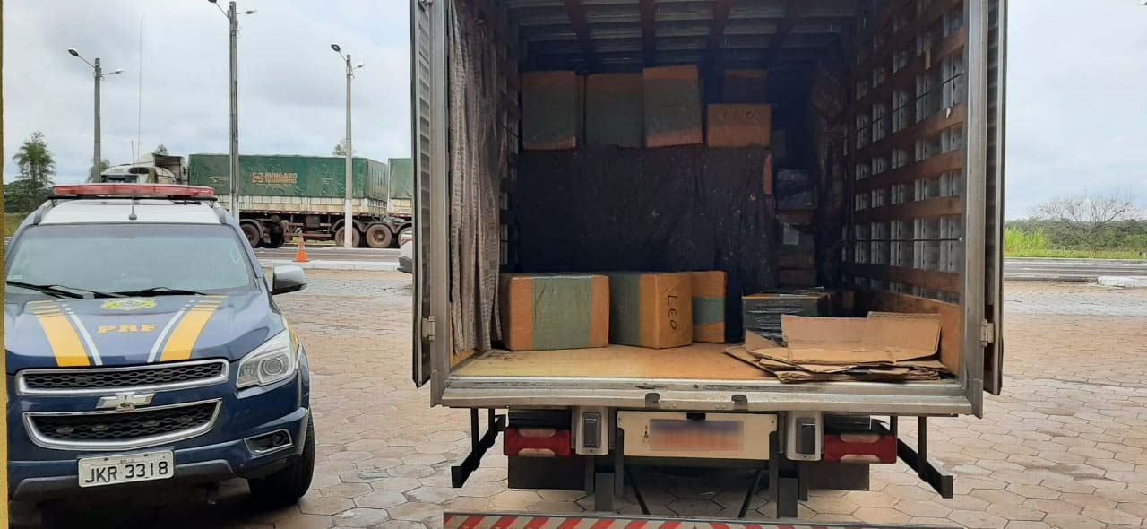 PRF apreende 5,5 toneladas em mercadorias sem documentação fiscal em Bataguassu (MS)2
