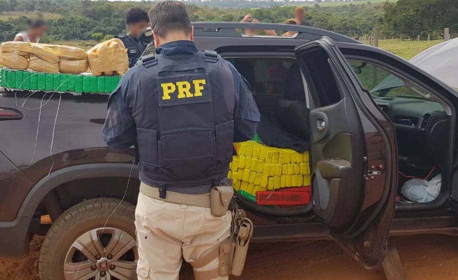 PRF e PM apreendem 1,1 tonelada de maconha em Paranaíba (MS)2