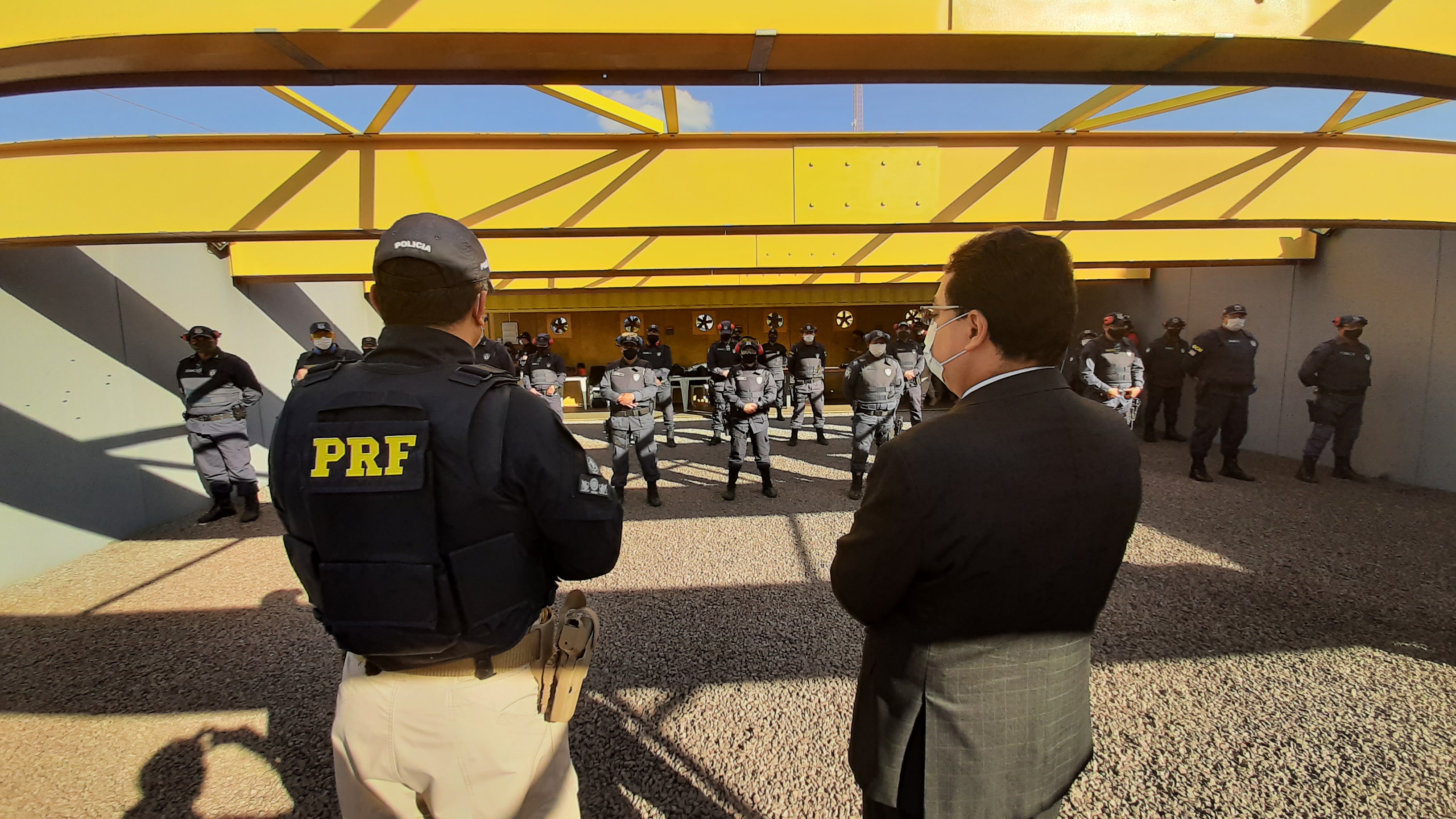 PRF capacita guardas civis metropolitanos para uso de pistolas .40 em Campo Grande (MS)2