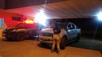 PRF apreende 3 Kg de cocaína e caminhonete furtada com casal em Água Clara (MS)