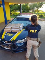 PRF apreende 41 Kg de maconha e prende dupla em Jaraguari (MS)