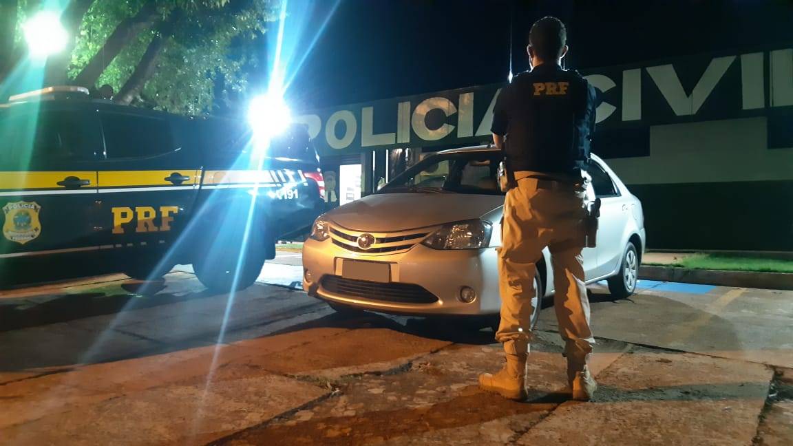 PRF prende três suspeitos de esfaquear e roubar carro de vítima em Campo Grande (MS)