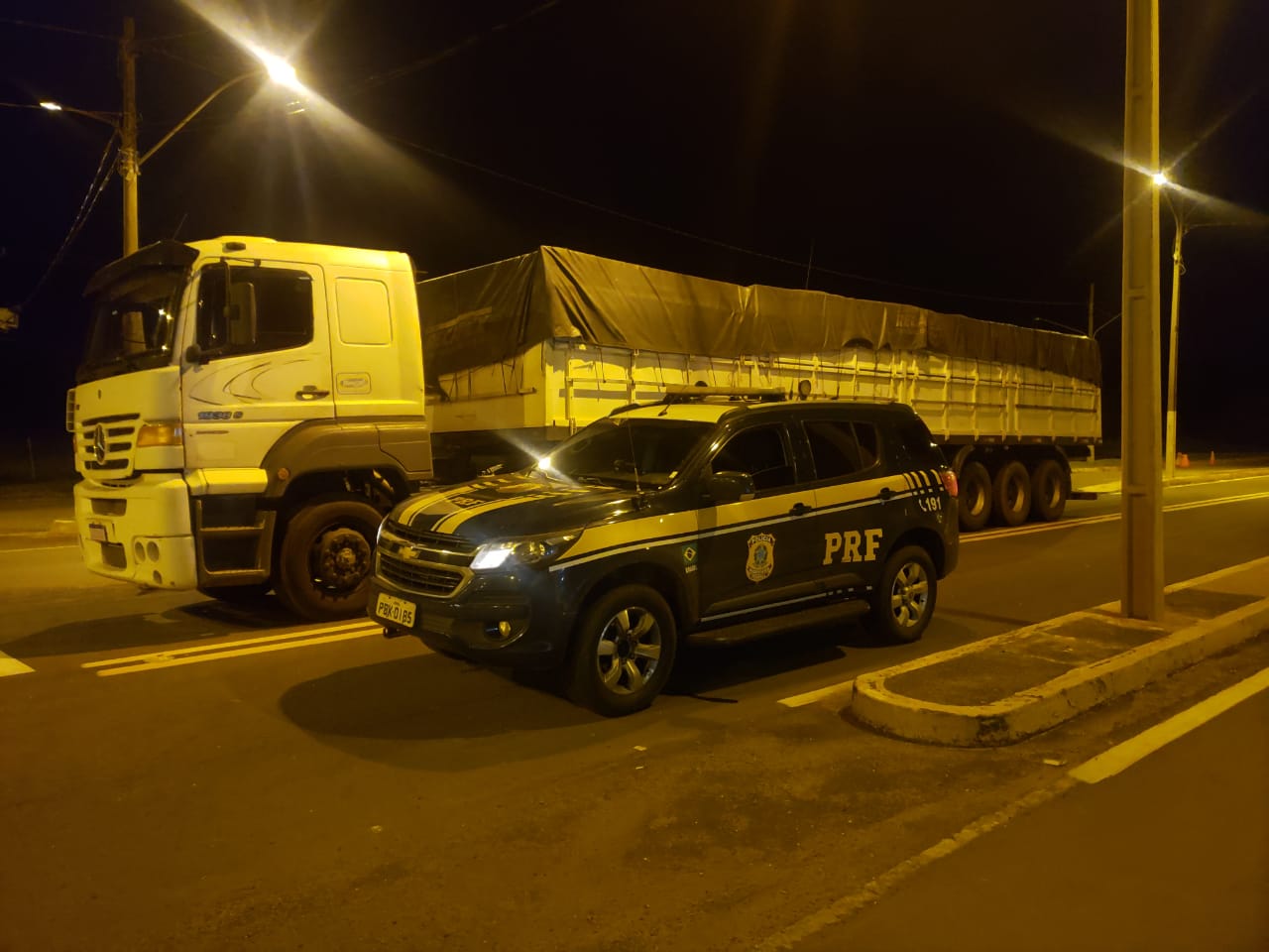 PRF recupera em Campo Grande (MS) carga roubada em MG2
