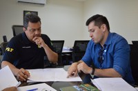 Superintendente da PRF/MS recebe visita de Analista de Infraestrutura do DNIT