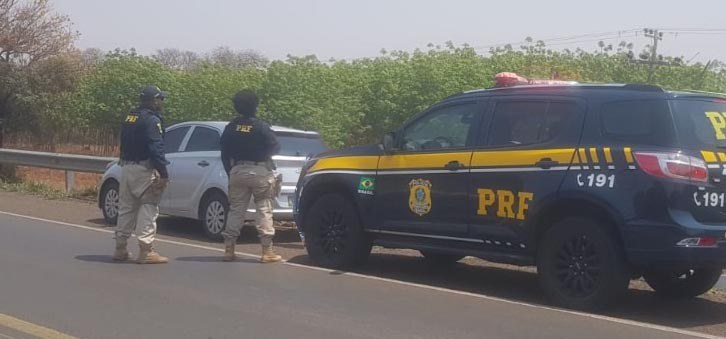 PRF recupera em Paranaíba (MS) veículo furtado em MG