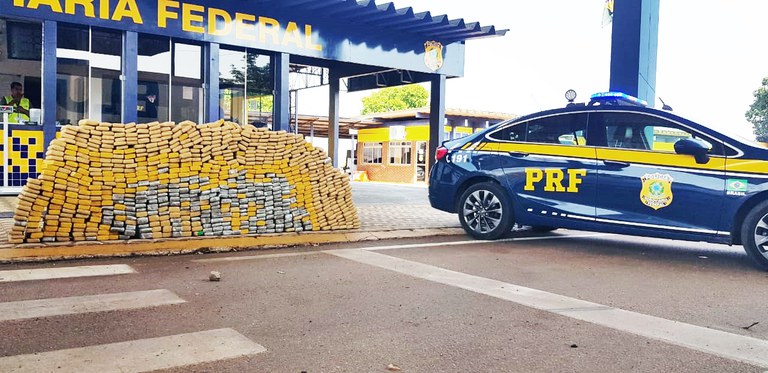 Em ação conjunta, PRF e Delegacia de Repressão a Roubos e Furtos de Rondonópolis realizam maior apreensão de maconha do ano na região sul do estado de Mato Grosso