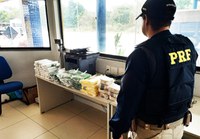 PRF apreende cocaína que estava misturada em carga de farinha de mandioca