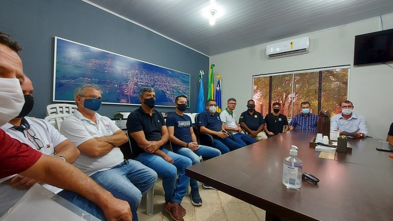 PRF apresenta campanha preventiva em Guarantã do NorteMT (1).jpg