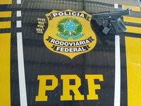 PRF em Pontes e Lacerda prende homem por porte ilegal de arma de fogo