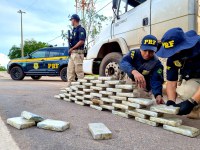 PRF realiza apreensão de 55kg de cocaína em Rondonópolis